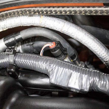 R35 fuel pressure monitoring harness - left side MAF